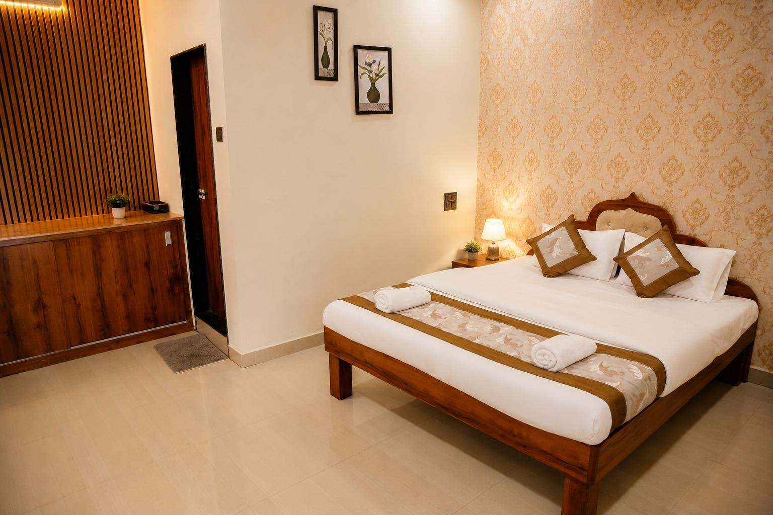 Shaniwar Wada Heritage Rooms Near Pune Shaniwar Wada Heritage Rooms Near Pune